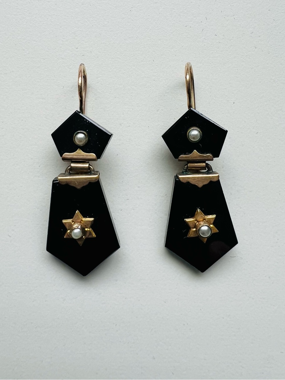 Antique Victorian Onyx Gold and Pearl Earrings - Picture 2 of 10